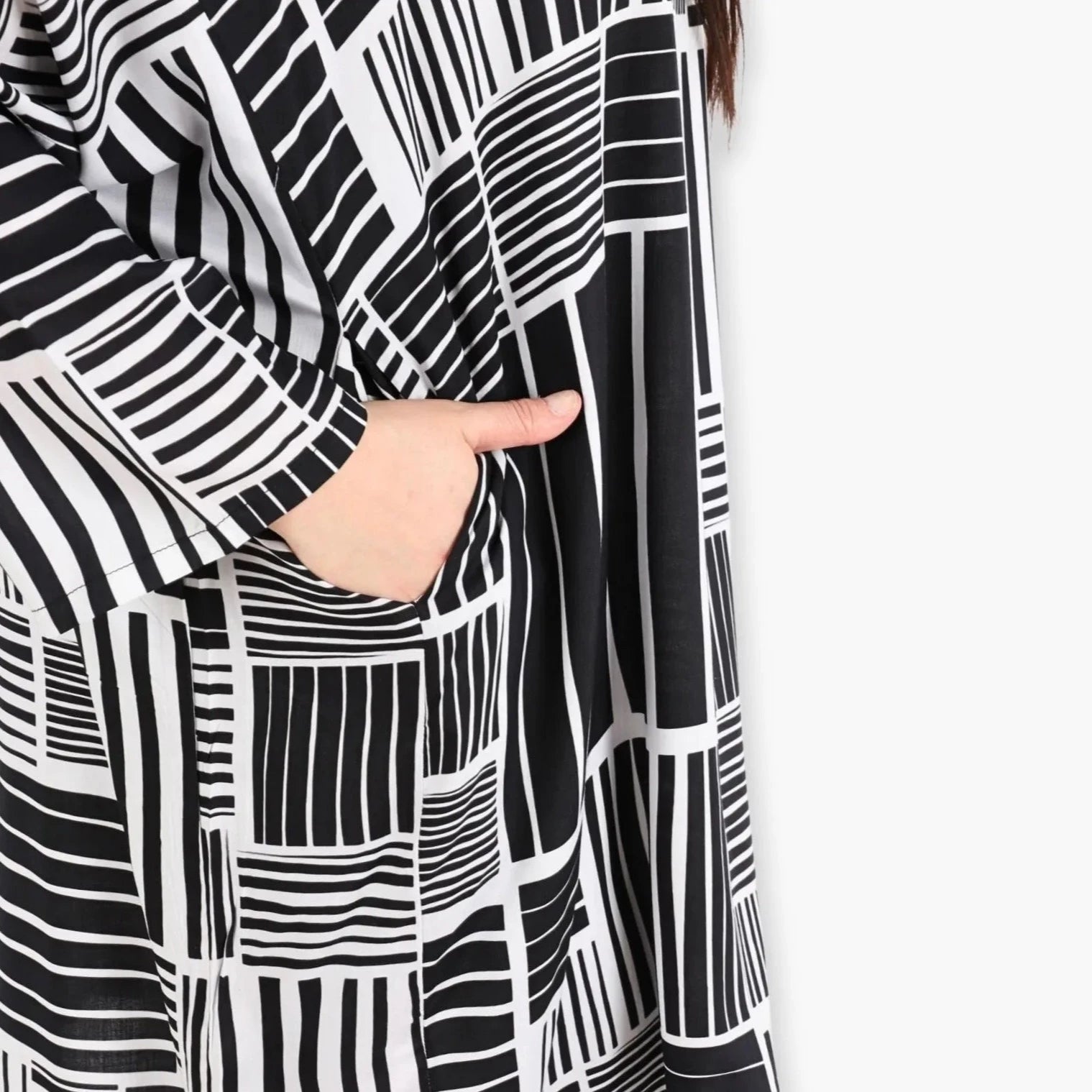AKH Fashion Bigshirt in gerader Form, aus Viskose, 1298.06909, Schwarz-Weiß, Schick, Modern