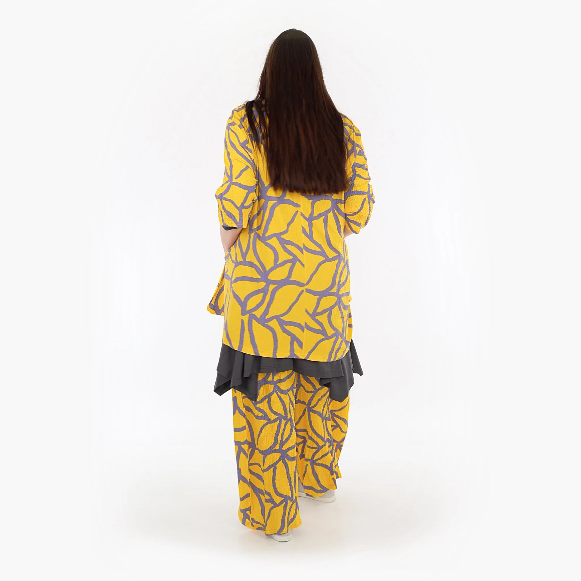 AKH Fashion Shirt in Glocken-Form, aus Viskose, 1317.01892, Gelb-Fliedergrau, Grafik