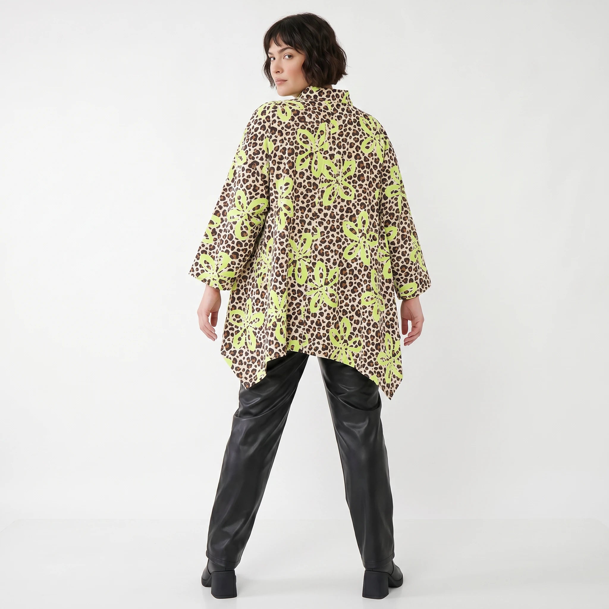 A-Form Bigshirt von AKH Fashion aus Baumwolle, 1514.07123, Beige/Braun/Neongrün, Leopard