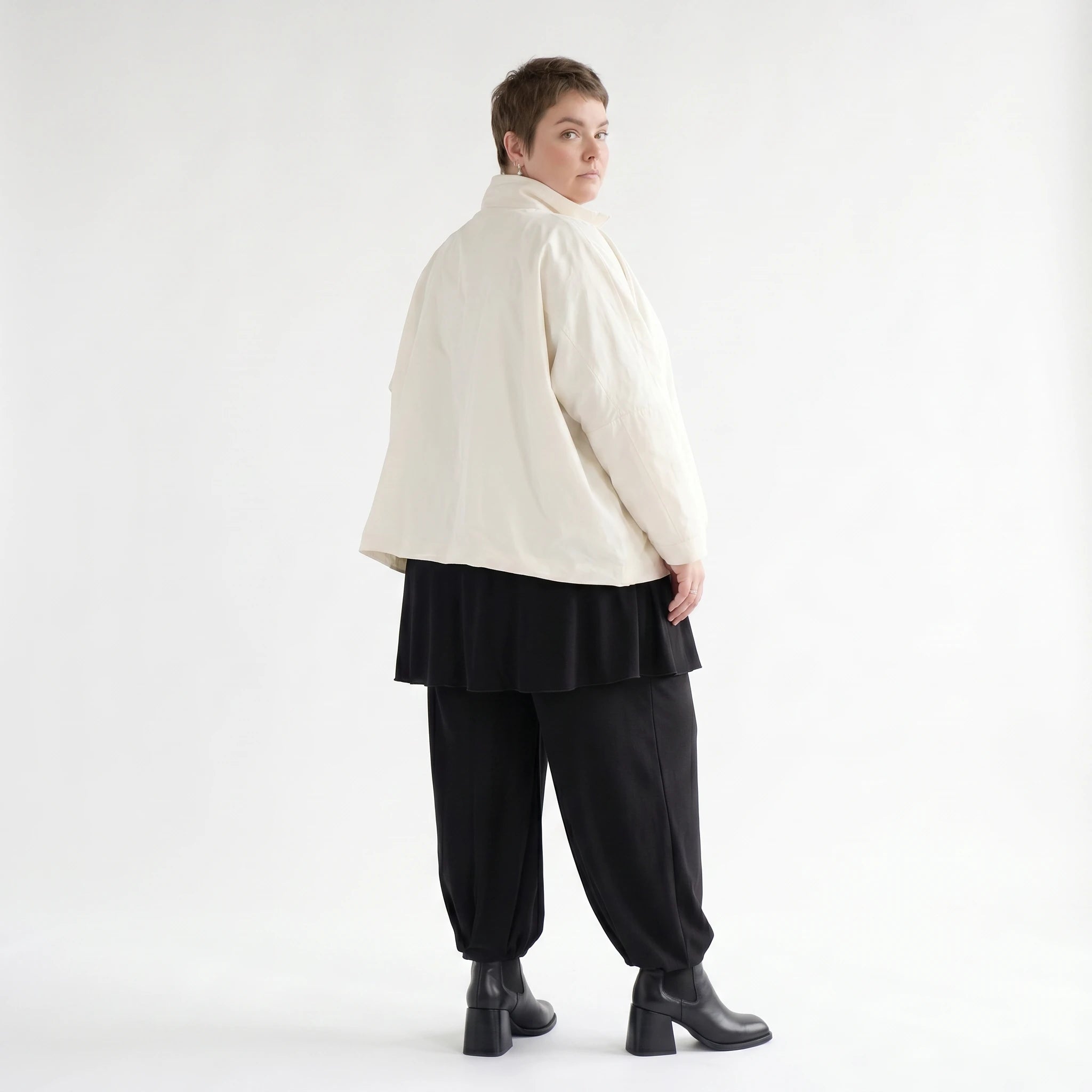 AKH Fashion Jacke in kastiger Form, aus Baumwolle, 1493.07104, Offwhite, Ausgefallen