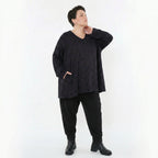 A-Form Bigshirt aus schwarzem violettgrauem Jacquardmix mit V-Ausschnitt und Nahttaschen