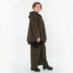 Kastige Jacquardjacke mit Kapuze Kringelmuster und Taschen in schwarz cognac orange