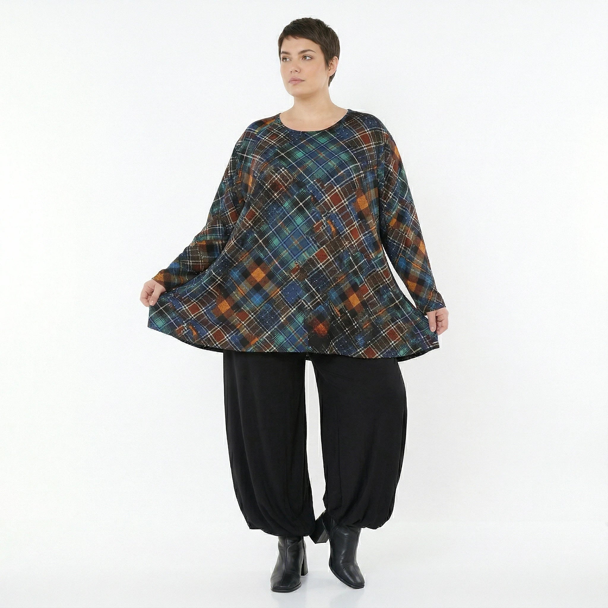 AKH Fashion Bigshirt in Glocken-Form, aus Viskose, 1518.01892, Multicolor/Grün, Kariert, Schick