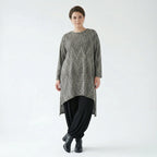 Longshirt A-Form mit Vokuhila Rundhals und Langarm in grau schwarz weißem Vichymuster