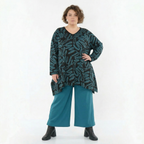 Langarmshirt in schwarz petrol mit Kringelmuster V-Ausschnitt und A-Form aus French Terry