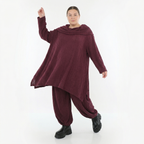 Ballonhose in Burgundy aus Feinstrick mit Ajourmuster Wellenstruktur weich und elegant