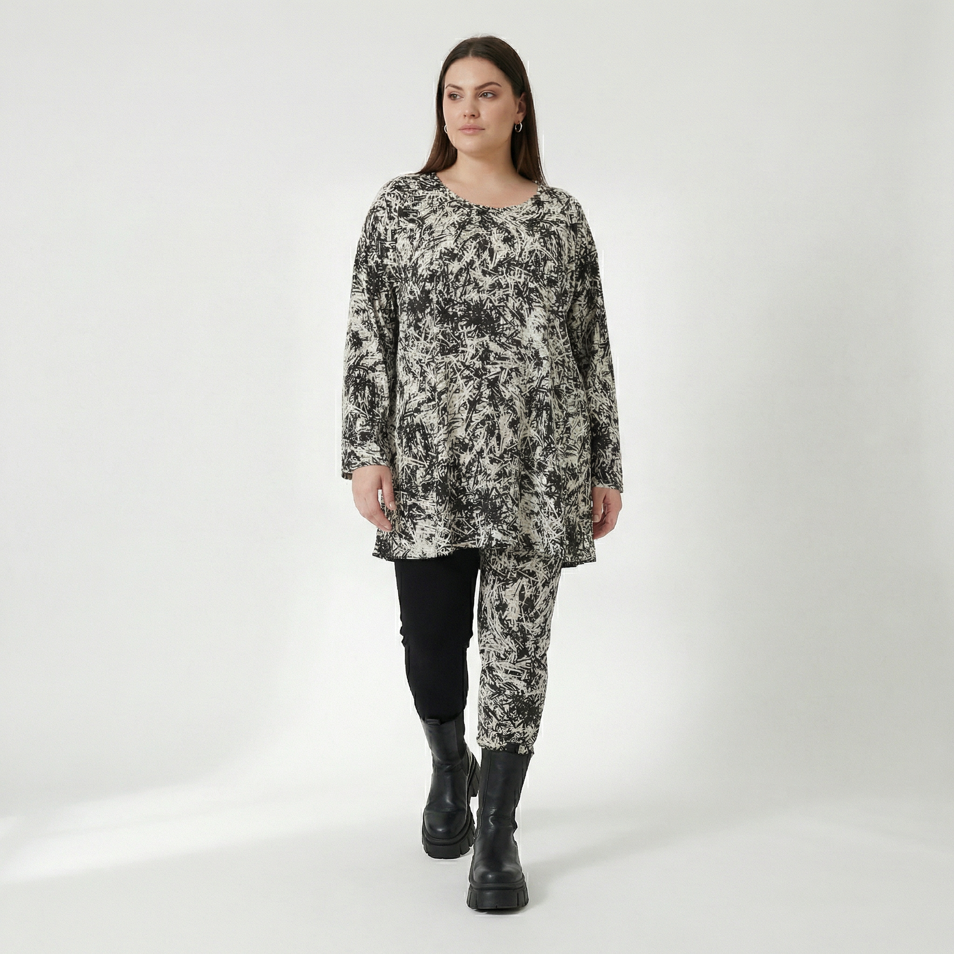  AKH Fashion Shirt in Glocken-Form, aus Viskose, 1559.01892, Schwarz/Weiß, Abstrakt, Schick