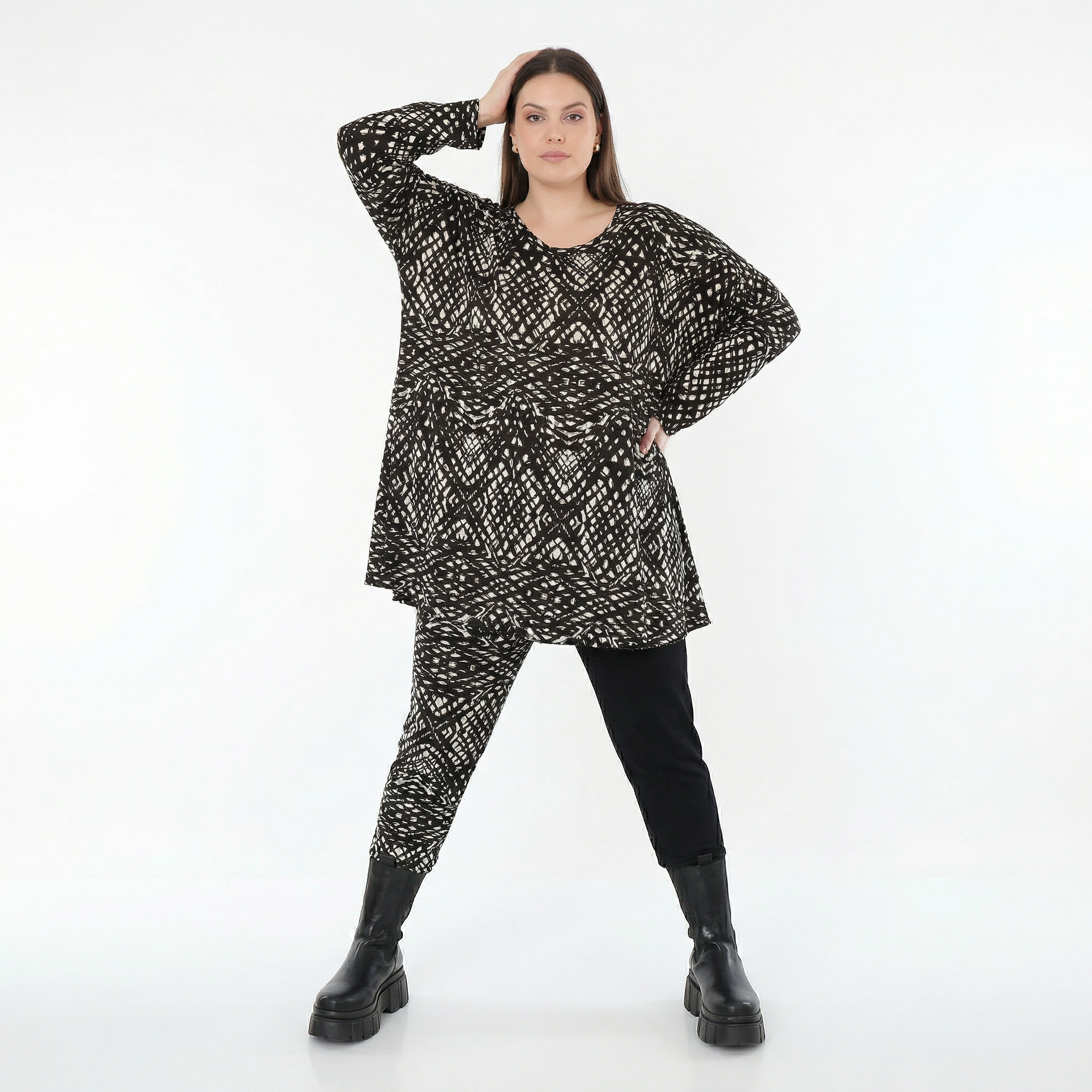  AKH Fashion Shirt in Glocken-Form, aus Viskose, 1560.01892, Schwarz/Weiß, Abstrakt, Schick