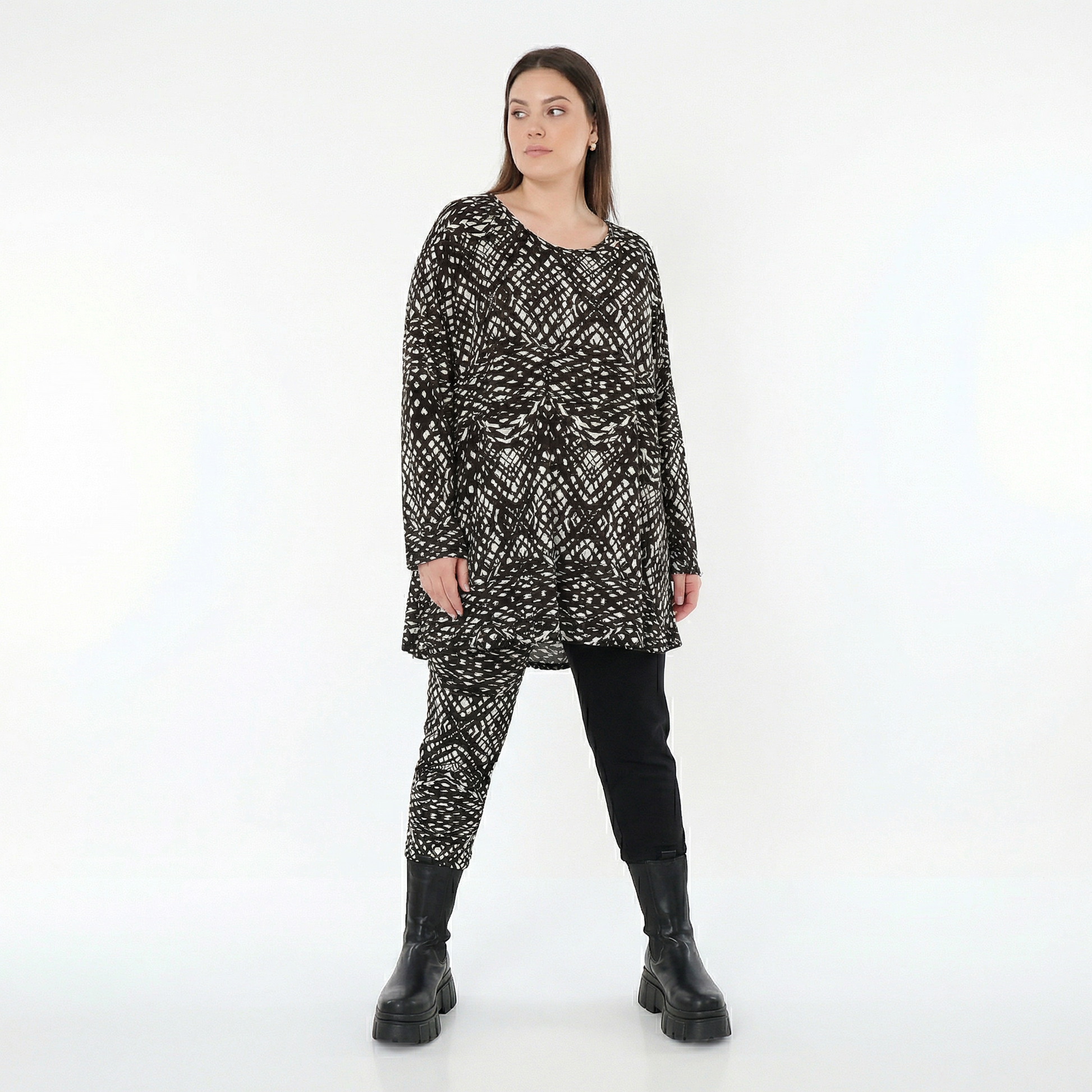  AKH Fashion Shirt in Glocken-Form, aus Viskose, 1560.01892, Schwarz/Weiß, Abstrakt, Schick