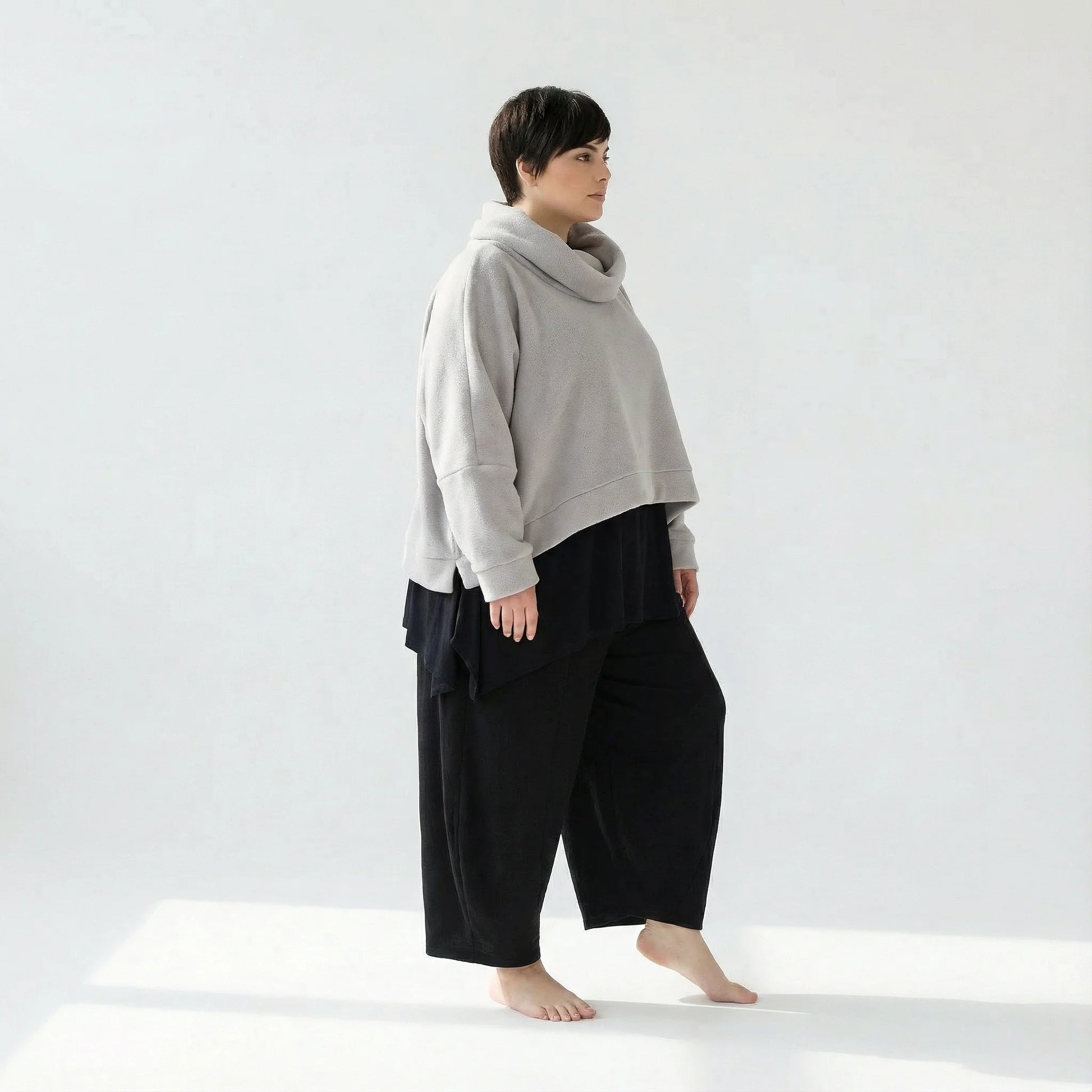  AKH Fashion Überwurf in kastiger Form, aus Materialmix, 1552.7011R, Hellgrau, Ausgefallen