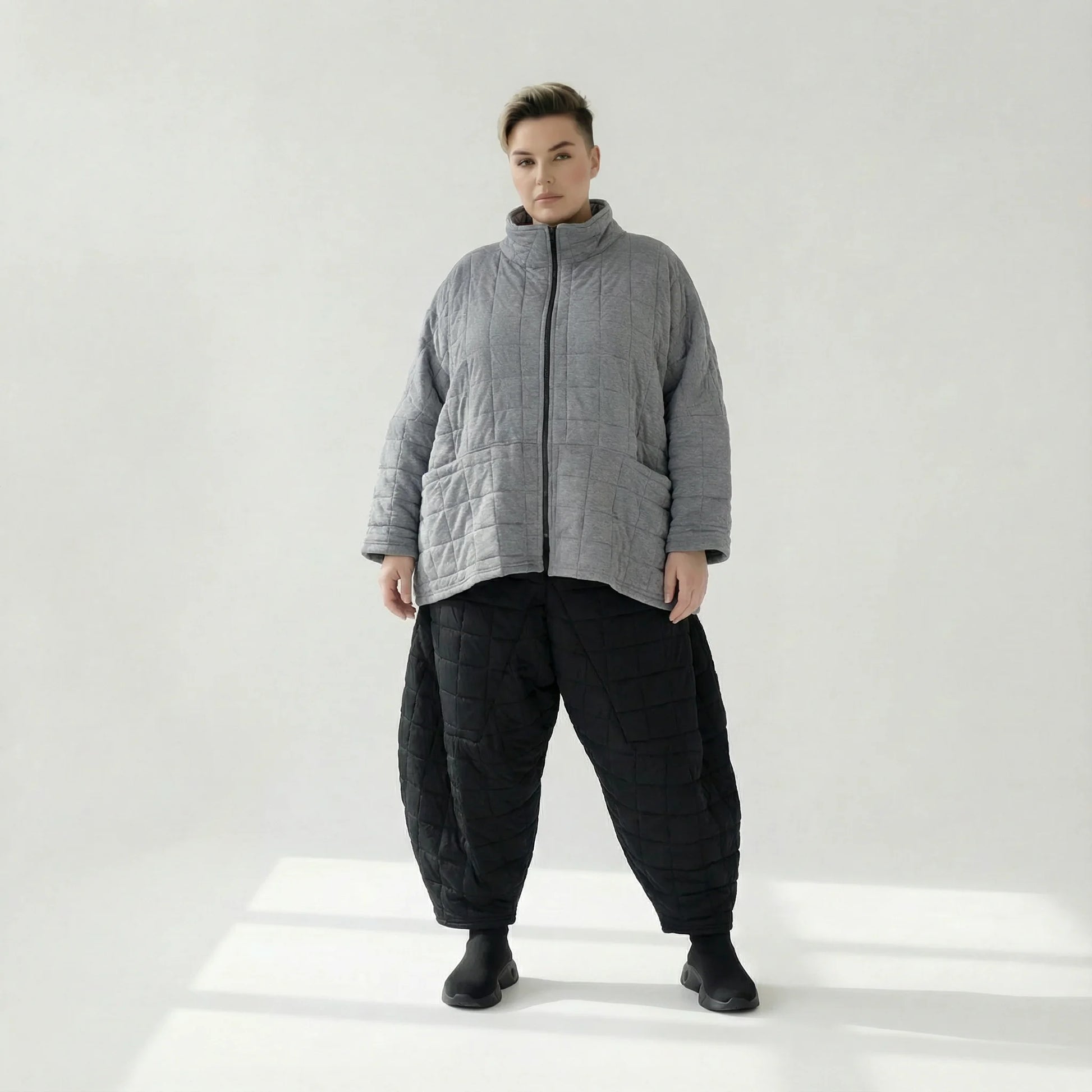  AKH Fashion Jacke in kastiger Form, aus Viskose, 1561.07104, Grau, Kariert, Ausgefallen