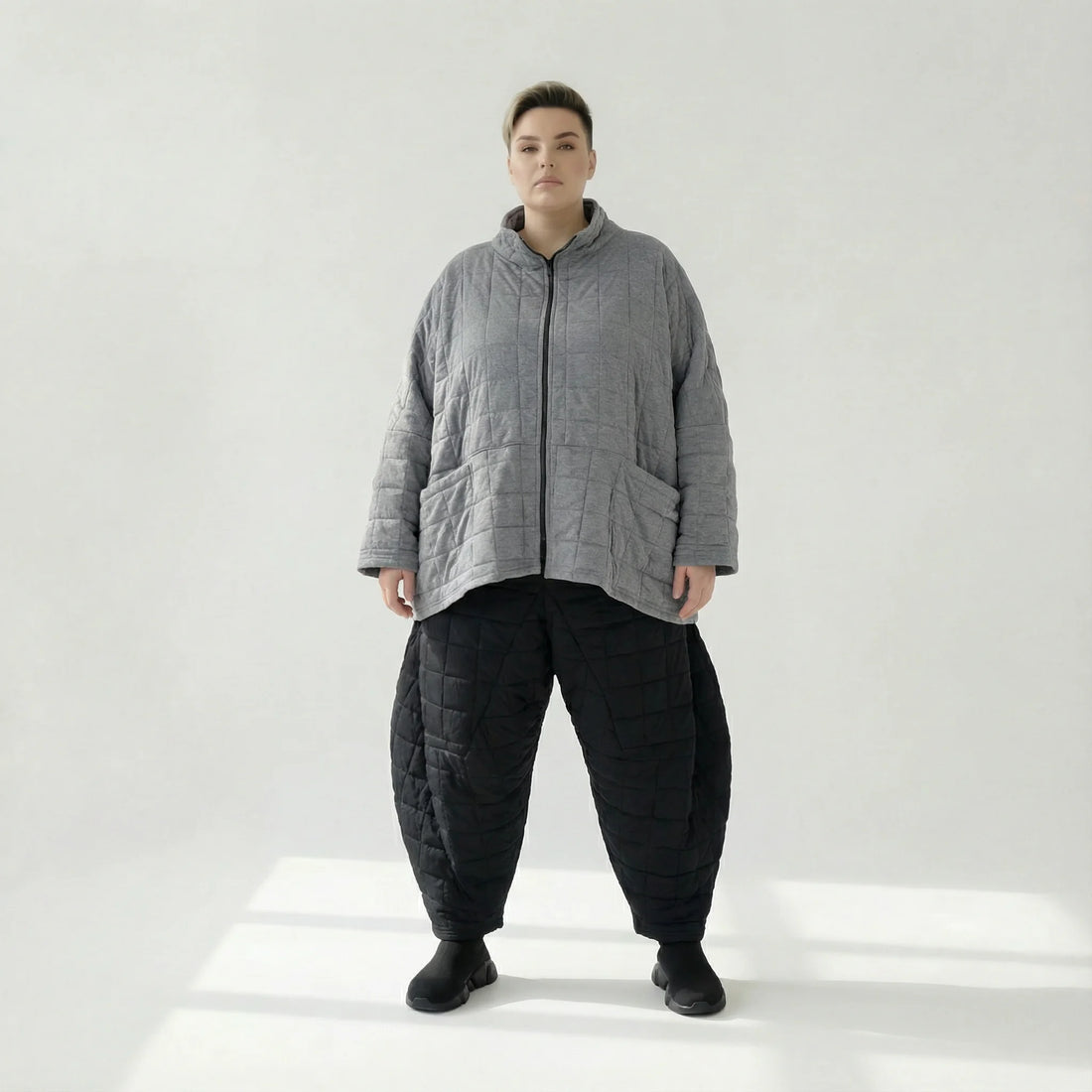  AKH Fashion Jacke in kastiger Form, aus Viskose, 1561.07104, Grau, Kariert, Ausgefallen