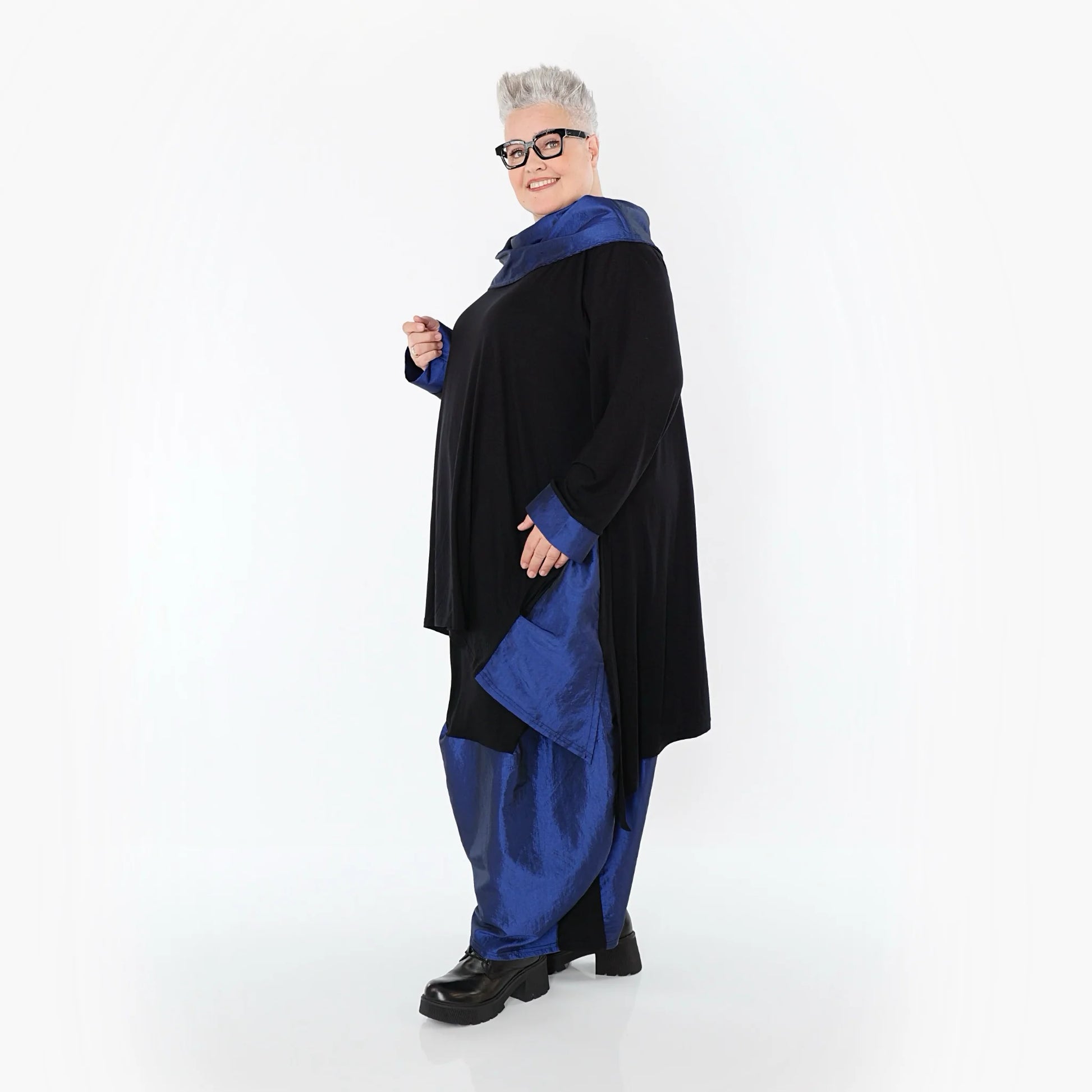  A-Form Shirt von AKH Premium aus Viskose, P102187, Schwarz/Royalblau, Ausgefallen, Zeitlos