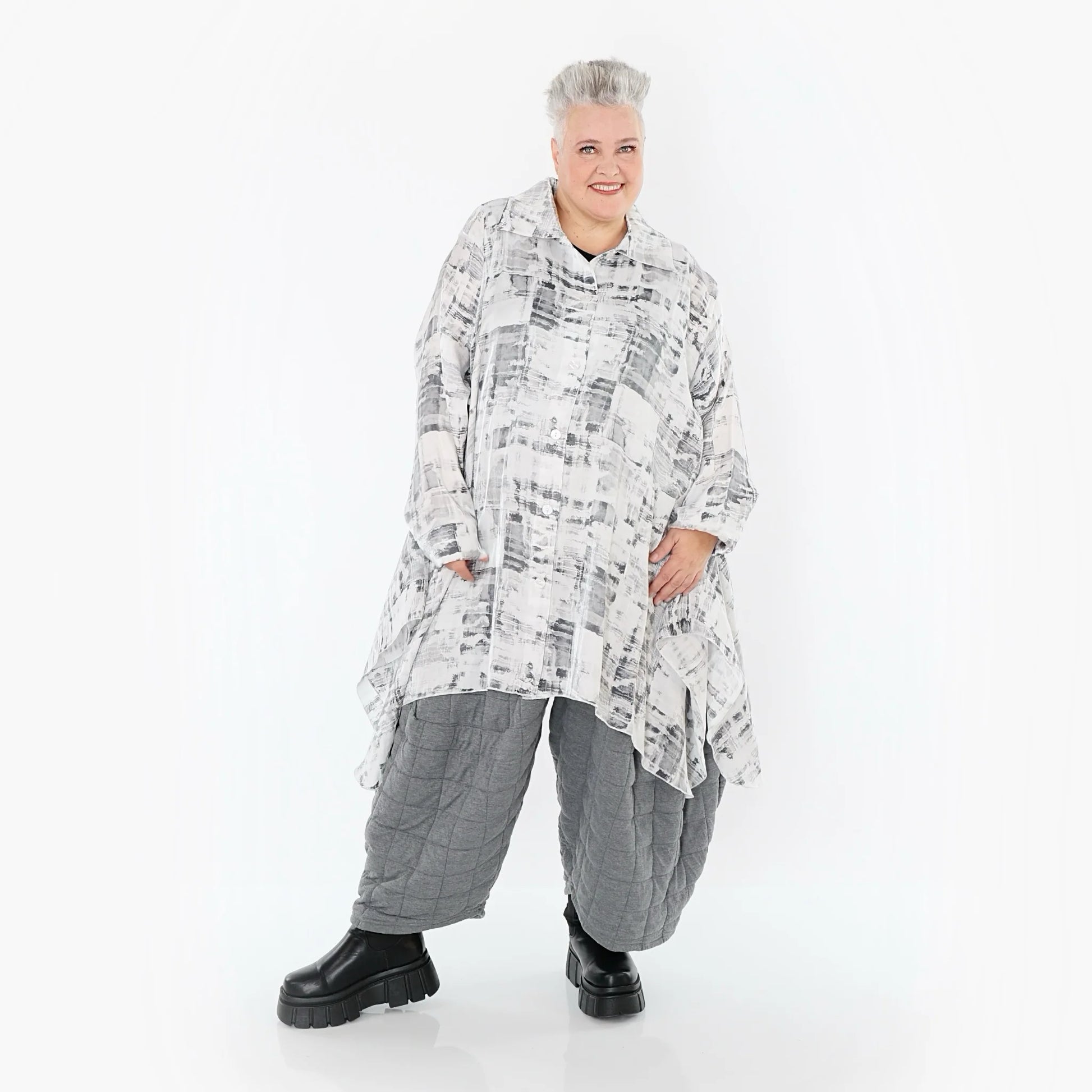  A-Form Bluse von AKH Premium aus Viskose, P106917, Weiß/Grau, Grafik, Ausgefallen, Zeitlos