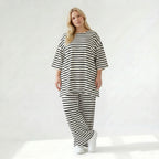 Stilvolle Lagenlook Hose mit weitem Bein Schlitz aus weichem Jersey im angesagten Streifen Design, Weiß/Schwarz