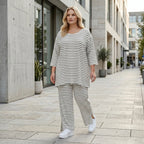Stilvolle Lagenlook Hose aus weich fließendem Jersey im legeren Oversize Stil mit Streifen, Weiß/Grau
