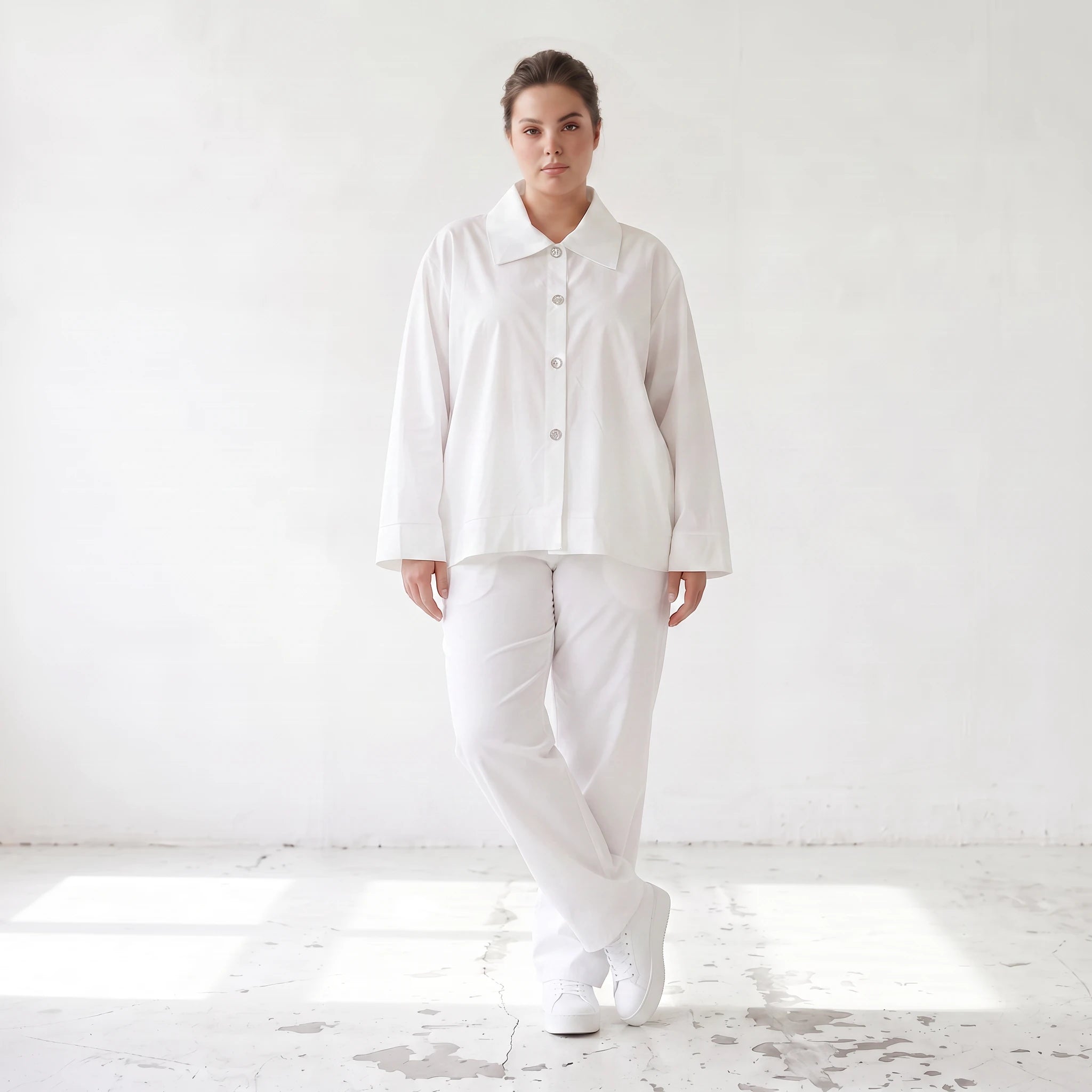 Zeitlose weisse Karottenhose aus Viskosemix weich elastisch leger modern leicht Lagenlook