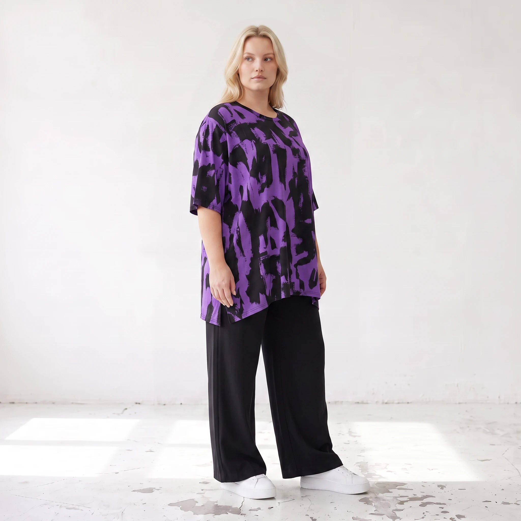 Damen Shirt Lagenlook Baumwolle Violett/Schwarz, A-Linie, Kurzarm, Seitenschlitze, Oversize große Größen – Funky Diva