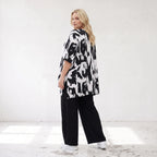 Damen Shirt Lagenlook Baumwolle Schwarz/Weiß, A-Linie, Kurzarm, Seitenschlitze, Oversize große Größen – Funky Diva