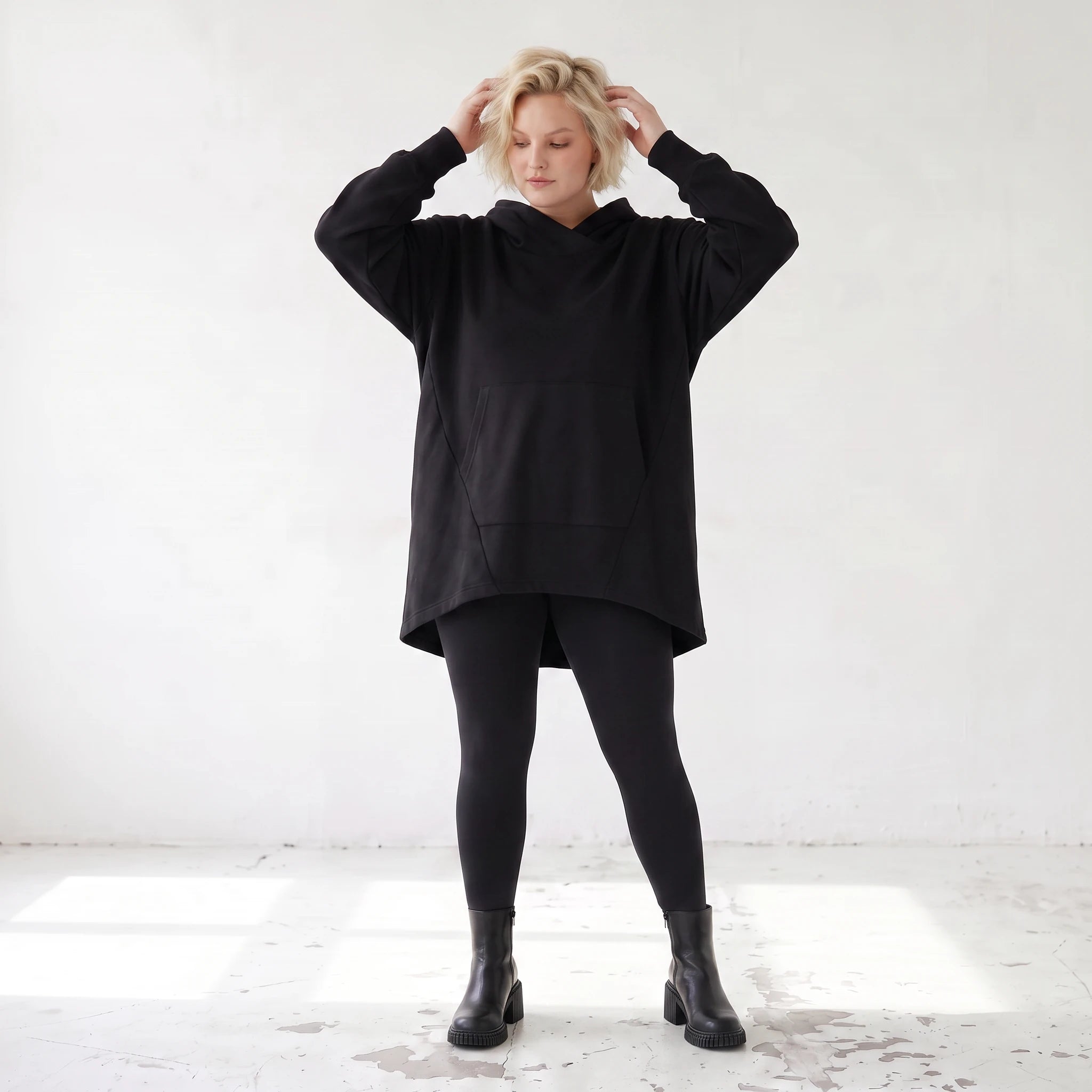 Damen Hoody Lagenlook Baumwolle Schwarz, gerundeter Schnitt, 7/8-Arm, Kängurutasche, Oversize große Größen – Rafay