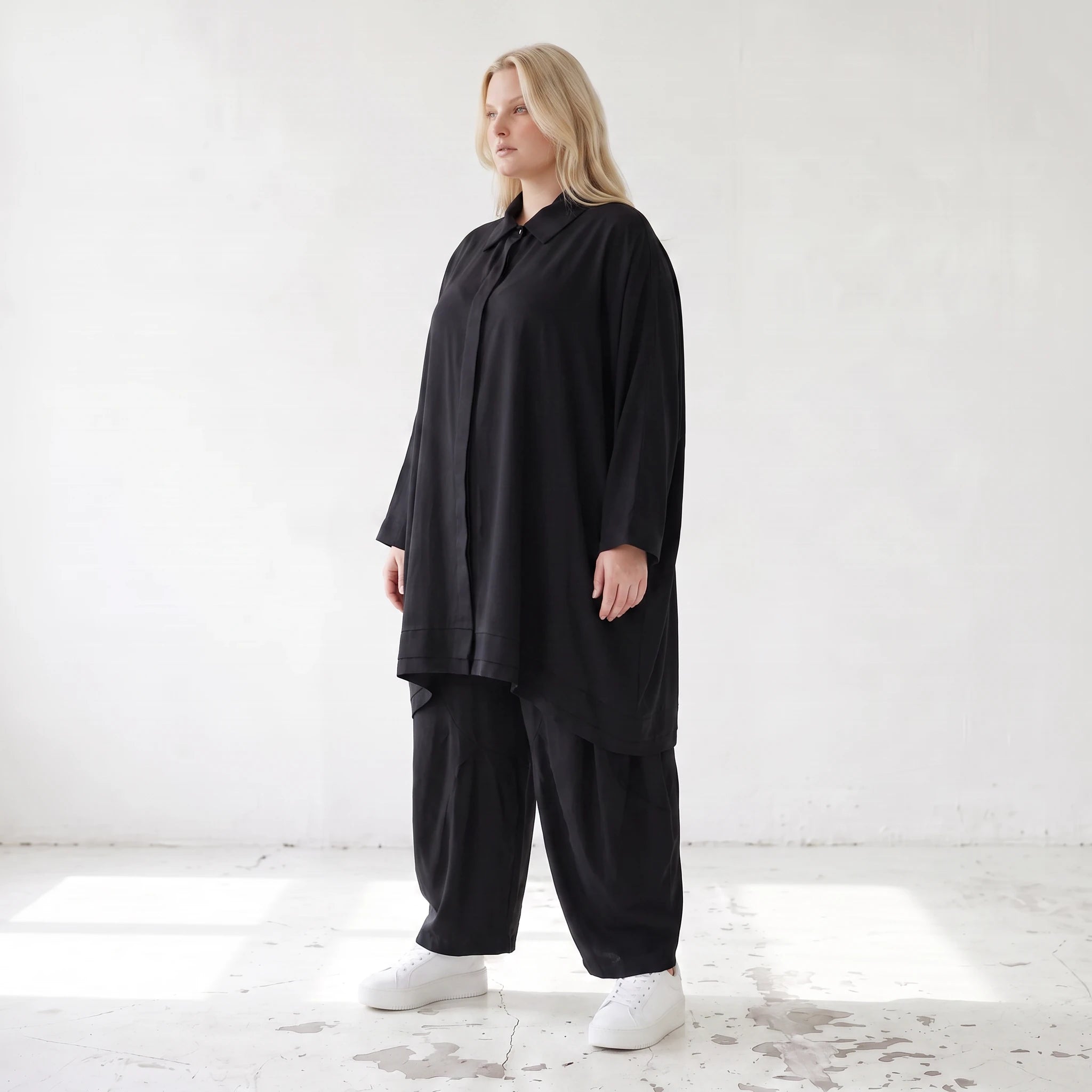 Damen Bluse Lagenlook Lyocell Schwarz, A-Linie, Knopfleiste, Oversize große Größen – AKH Premium