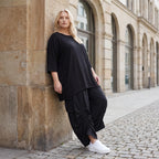 Damen Hose Lagenlook Lyocell Schwarz, Ballonschnitt, Flügeltaschen, Oversize große Größen – AKH Premium