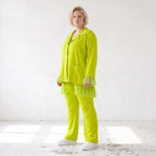 Limette Travellerbluse in A-Linie mit Hemdkragen locker fallend formstabil bequem sanft