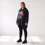 Schwarzer Kapuzenpulli mit Leo Print aus softem French Terry mit Kapuze Seitentaschen