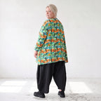 Shirt in A-Linie aus Stretchjersey mit grünem Multimuster luftig und locker fallend
