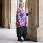 Jerseyshirt in Lila/Multi mit Rundhalsausschnitt A-Linie und 7/8-Arm in Stretchqualität