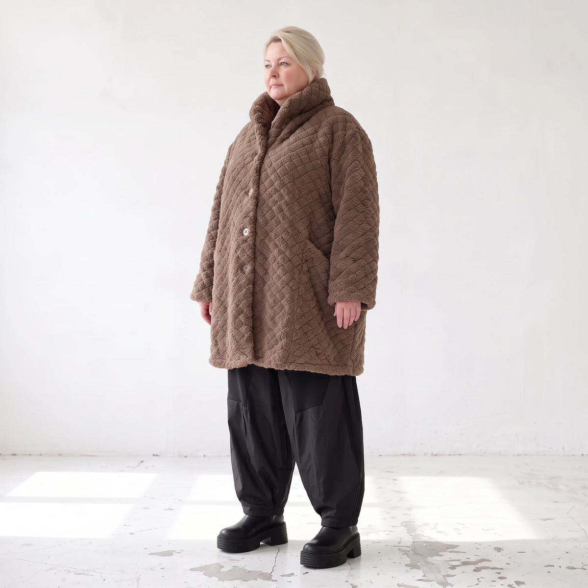 Kuschelige Teddyjacke in Ballonform mit Kapuze Taschen und Knopfverschluss warm weich