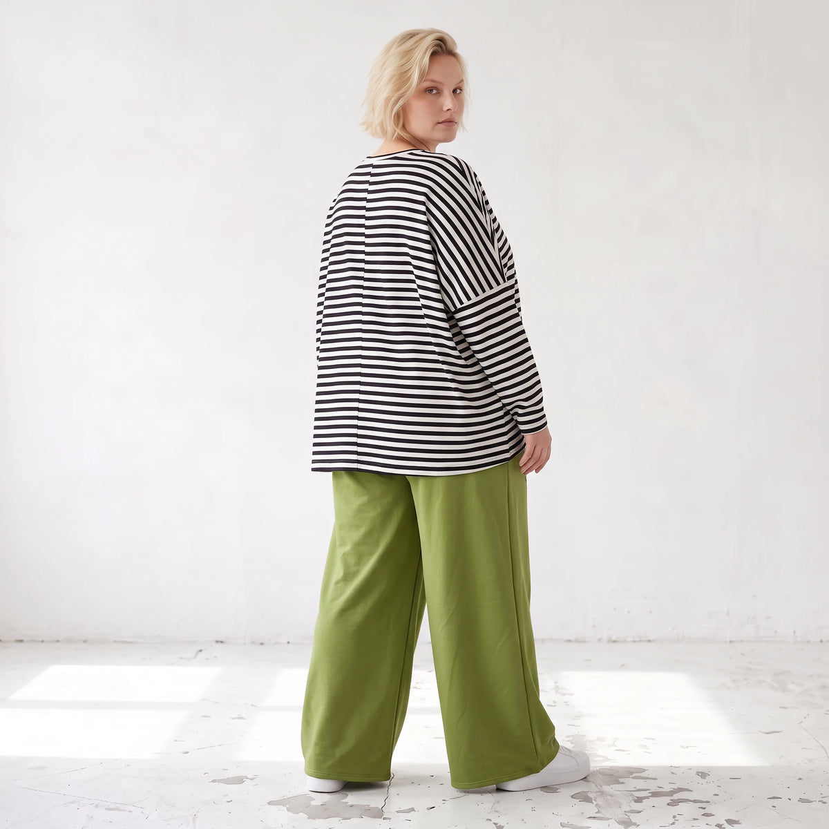 Warme Fleecemarlenehose mit Bindegürtel und Stretch in weiter Form für kalte Wintertage