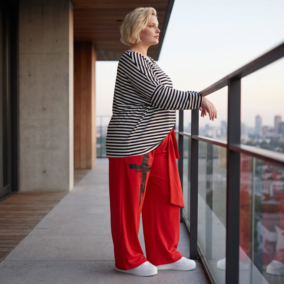Warme Marlenehose aus Fleece mit Stretch elastischem Bund Bindegürtel und weitem Bein