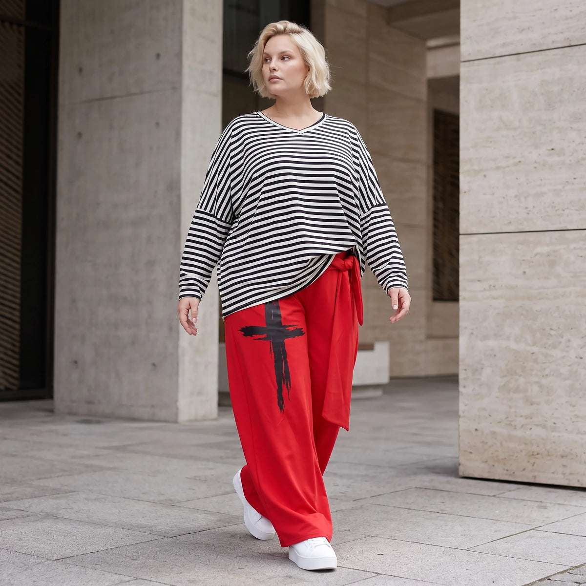Warme Marlenehose aus Fleece mit Stretch elastischem Bund Bindegürtel und weitem Bein