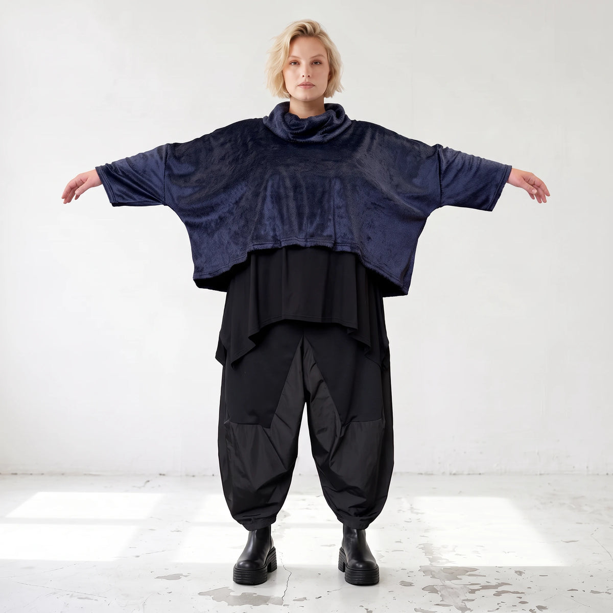 Plüschpullover mit Rollkragen in kastiger Passform flauschig warmes modernes Winterbasic