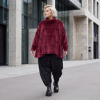 Weinrotes Plüschshirt in A-Linie mit Rollkragen und langen Ärmeln weich und warm im Winter