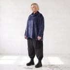 Flauschiges Plüschshirt in Marine mit Rollkragen und schmeichelnder A-Linie für Winter