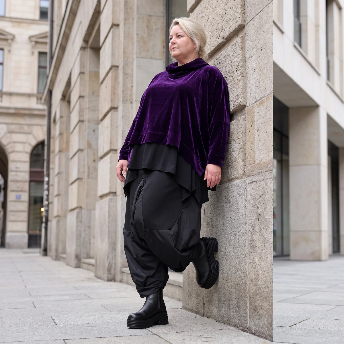 Flauschiger Velour Überwurf mit Rollkragen im kastigen Schnitt kuschelig warm für Winter