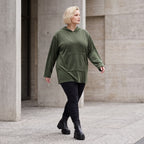 Grüner Ripphoodie aus Stretchmaterial mit Kapuze Kängurutasche und geradem Schnitt