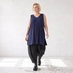 Elegantes Slinky Stretch Top in Marine mit V-Ausschnitt und seitlichen Schlitzen am Saum
