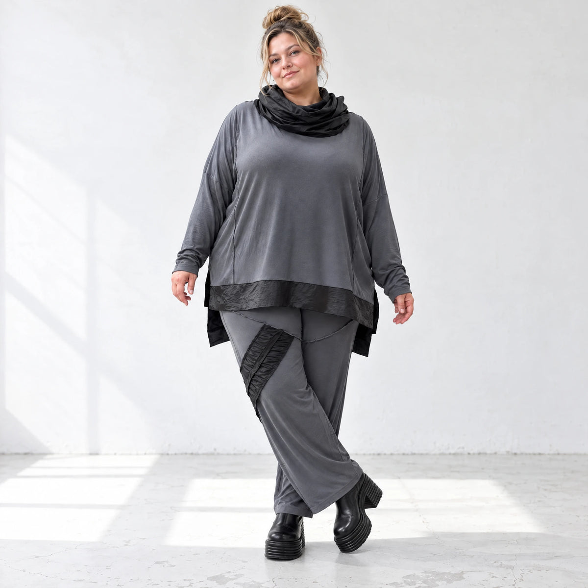 Jerseyhose mit elastischem Bund aus weichem Stretchstoff im geraden Komfortschnitt