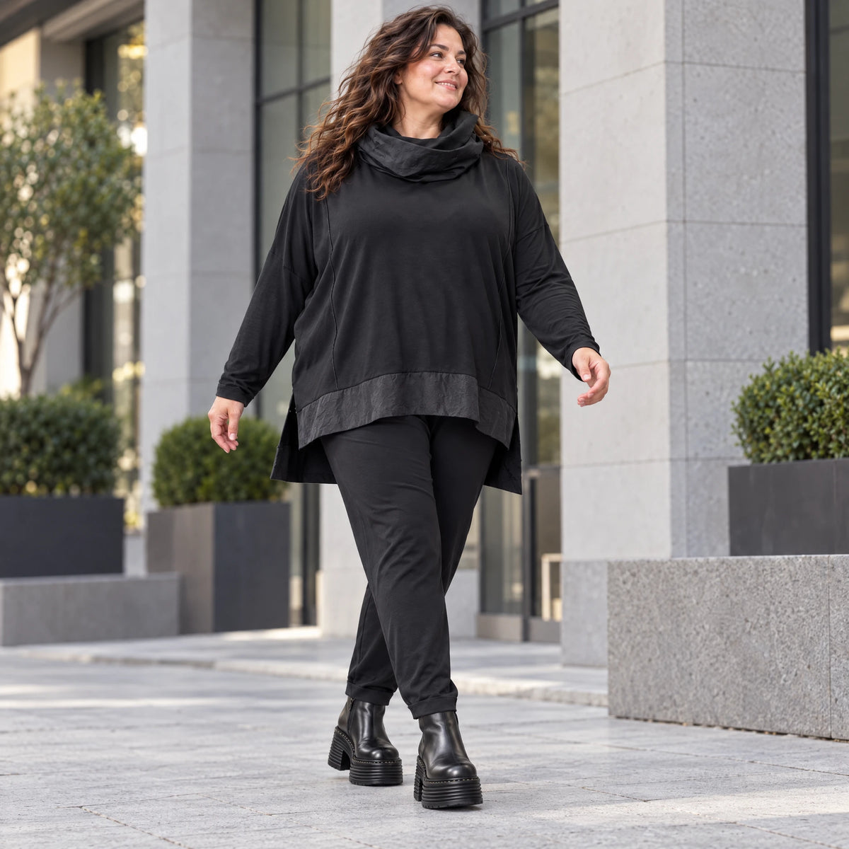 Bequeme Jerseyleggings aus Viskose mit Elasthan im Karottenschnitt mit Elastikbund