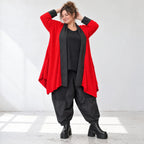 Roter Baumwollcardigan in Glockenform mit Stehkragen ohne Verschluss weich und winterlich