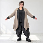 Cardigan aus Baumwolle in Taupe mit Stehkragen A-Linie und Seitentaschen offen leicht