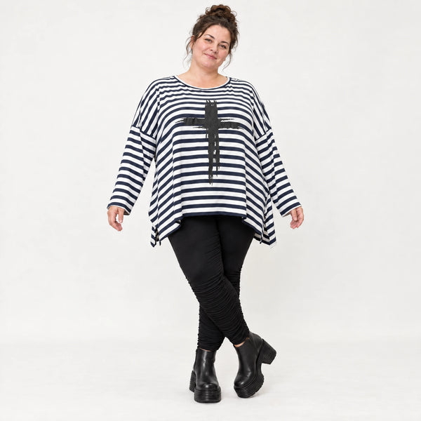 Langarmshirt in Dunkelblau/Weiß aus weichem Stretchjersey in A-Linie mit Seitenschlitzen
