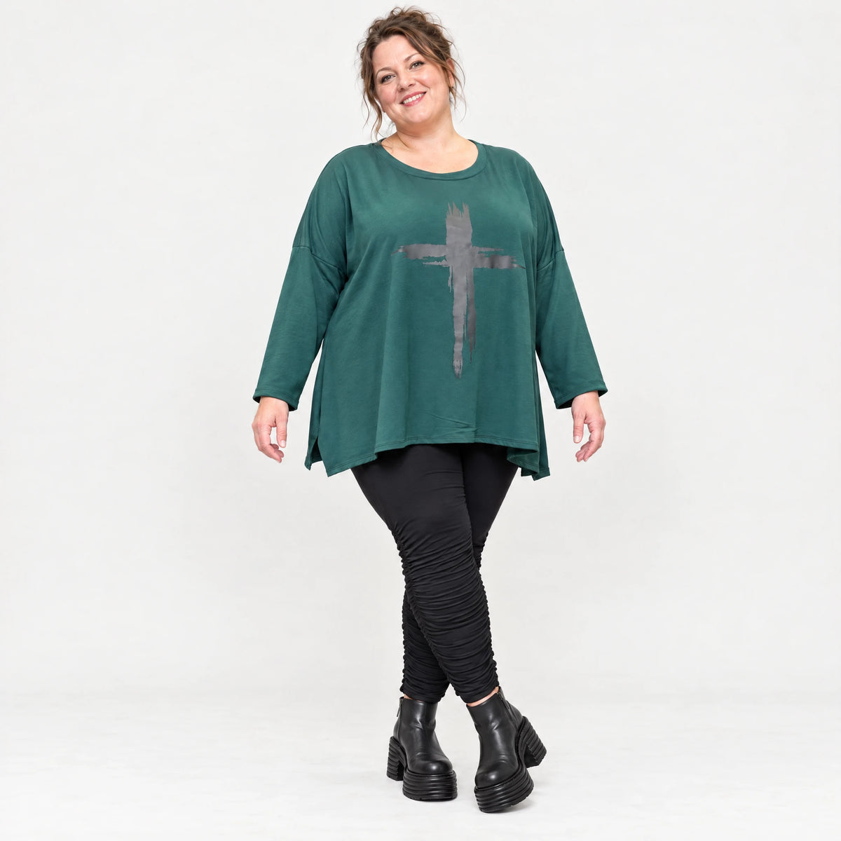 Langarmshirt in Dunkelgrün mit fließender A-Linie aus feinem Stretchjersey für den Winter