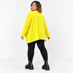 Langarmshirt in strahlendem Gelb aus weichem italienischem Stretchjersey mit A-Linie