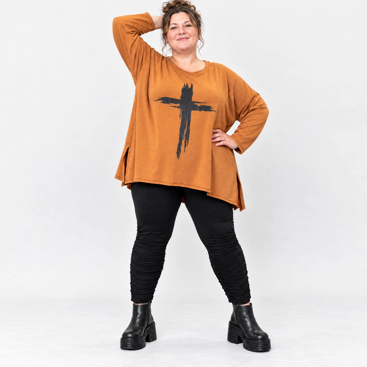 Braunes Langarmshirt mit fließender A-Linie und Rundhalsausschnitt aus Stretchjersey