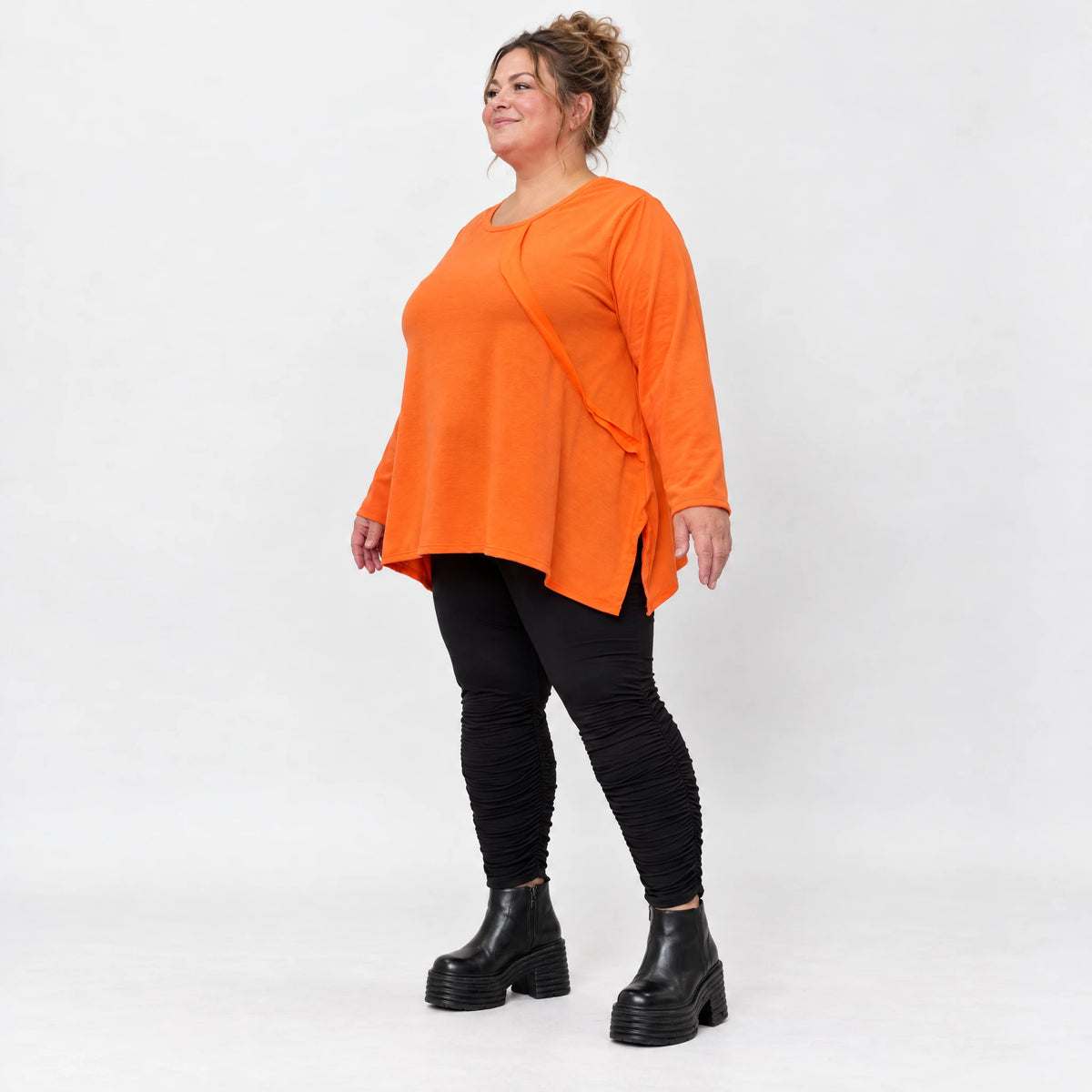 Langarmshirt in Orange aus weichem Stretchjersey mit Rundhalsausschnitt und A-Linie
