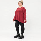 Feinstrickshirt in Rot/Weiß mit flauschigem Garn in A-Linie und Rundhalsausschnitt